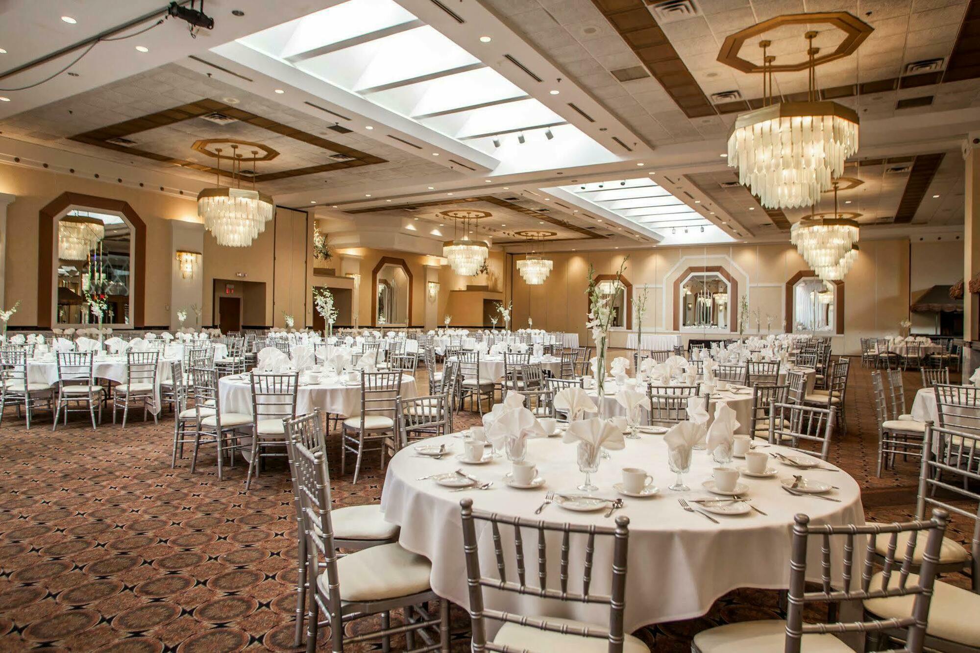 Hotel Quality & - Chicago